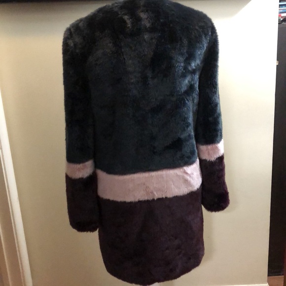 FAUX FUR COAT🌺FREE SHIPPING🌺 - Picture 5 of 11